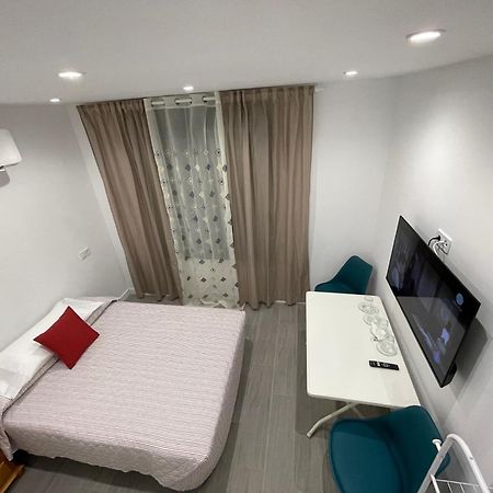 Estudios Nuevos Madrid Centro Экстерьер фото