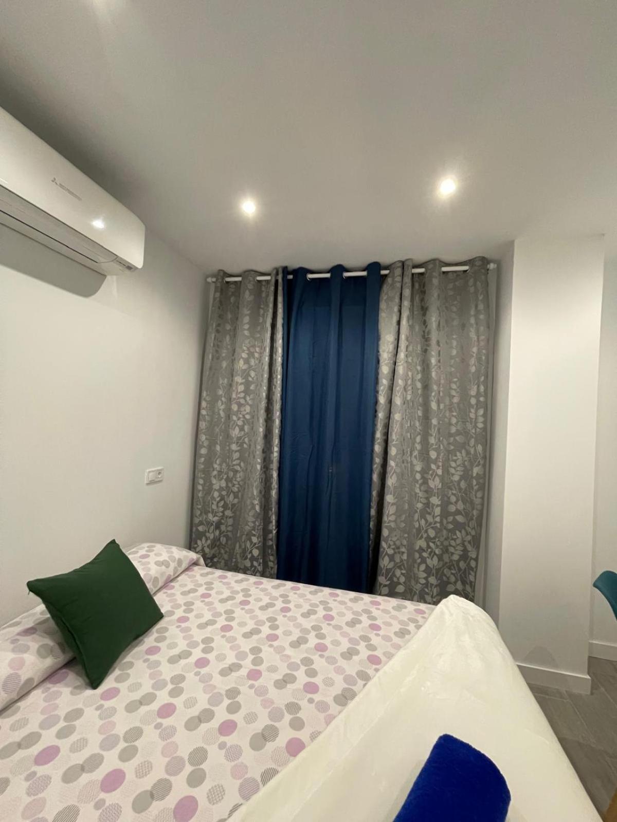 Estudios Nuevos Madrid Centro Экстерьер фото