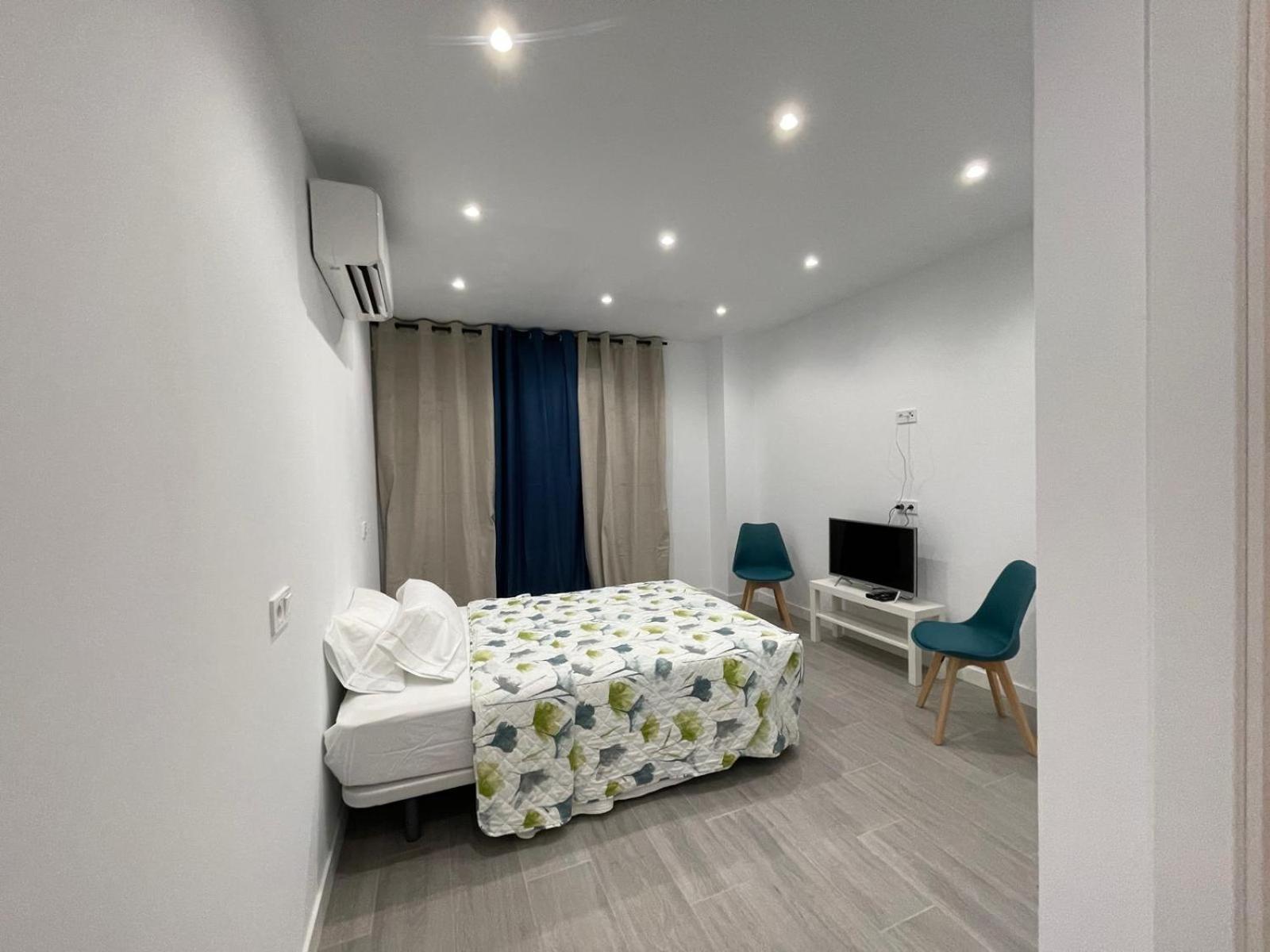 Estudios Nuevos Madrid Centro Экстерьер фото