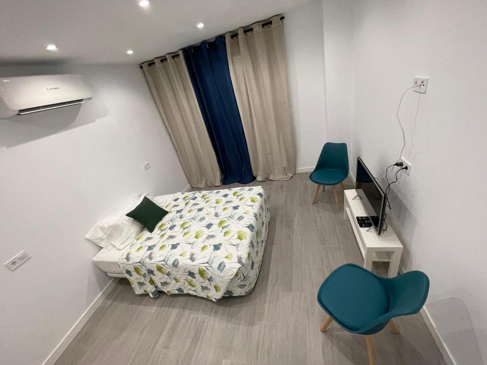 Estudios Nuevos Madrid Centro Экстерьер фото