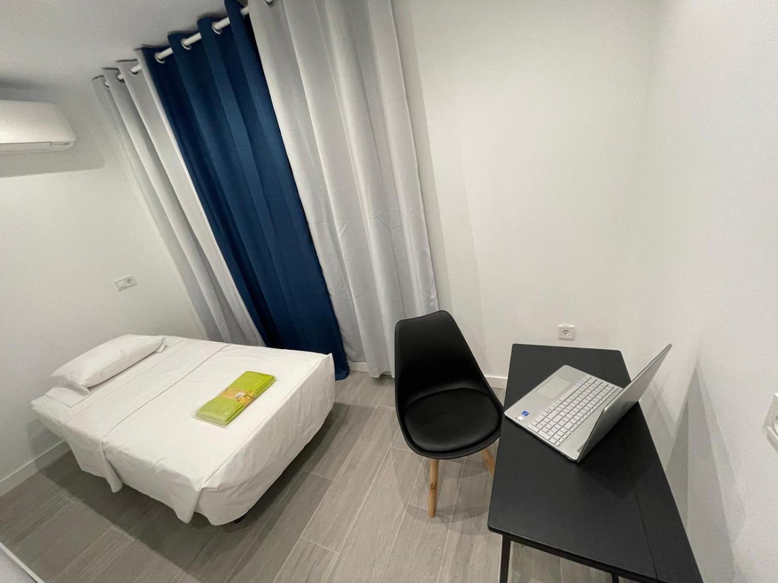 Estudios Nuevos Madrid Centro Экстерьер фото