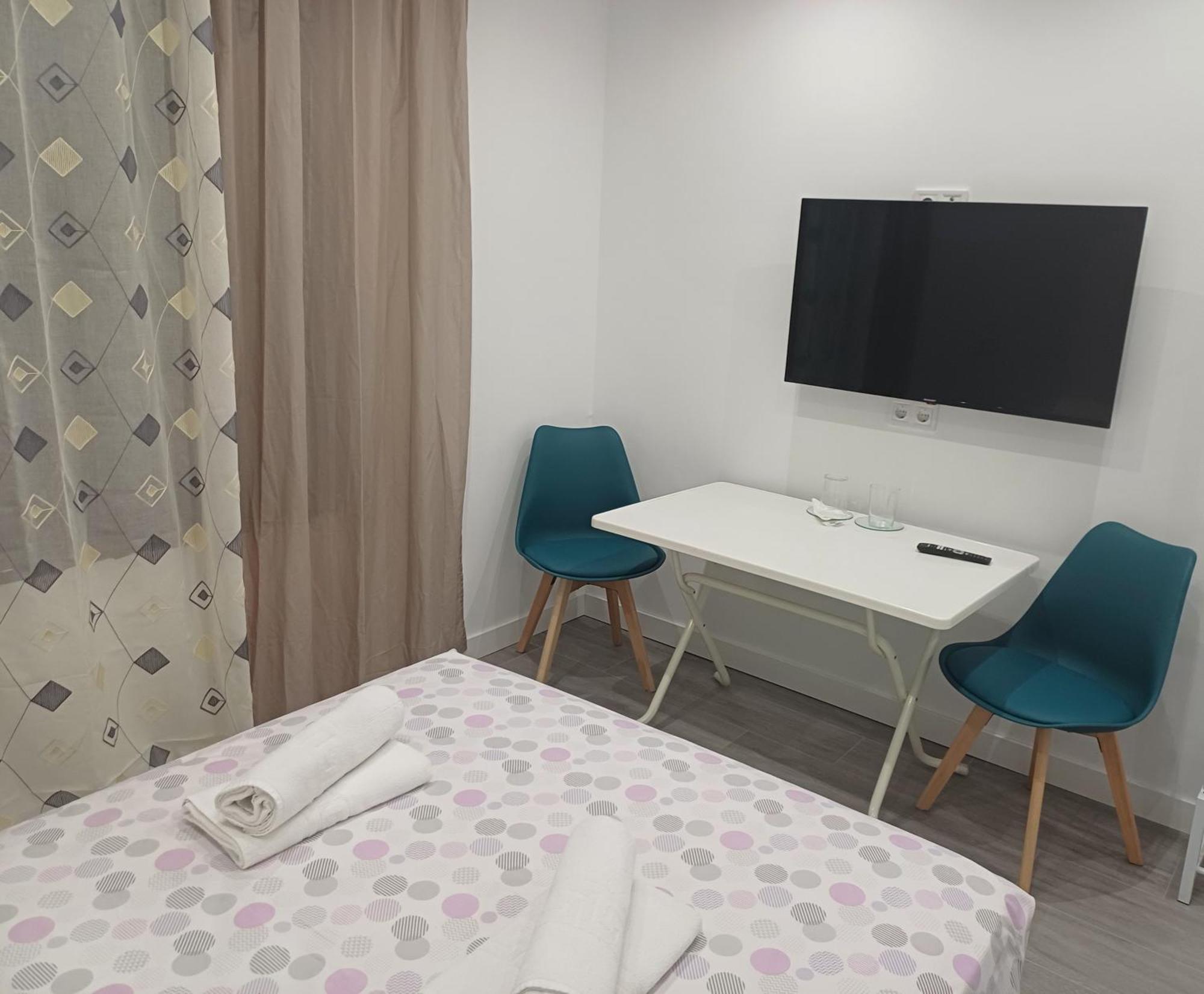Estudios Nuevos Madrid Centro Экстерьер фото