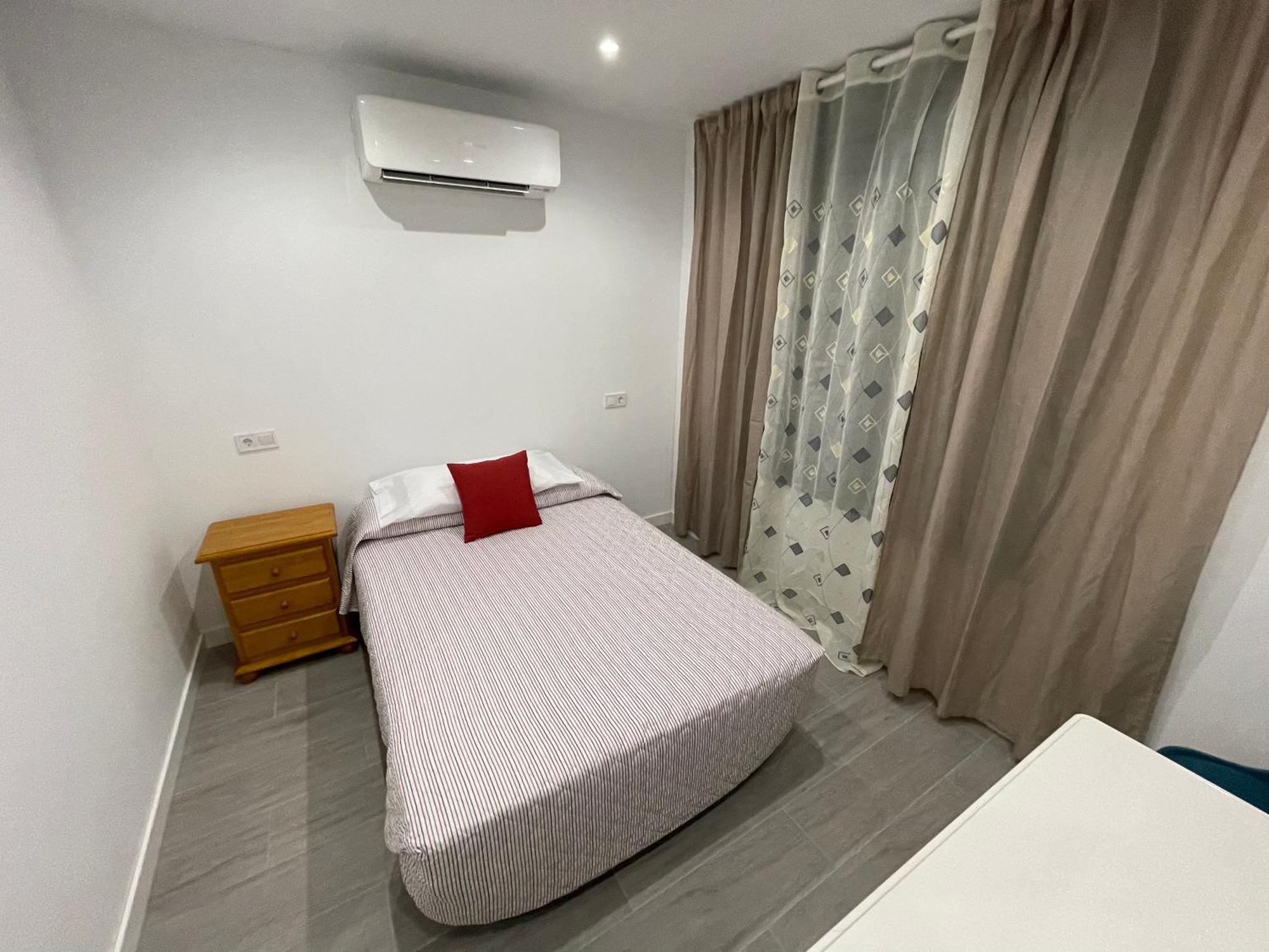 Estudios Nuevos Madrid Centro Экстерьер фото