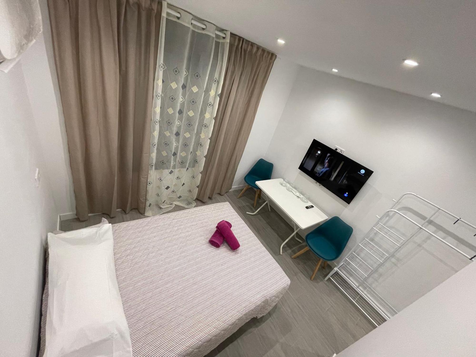 Estudios Nuevos Madrid Centro Экстерьер фото